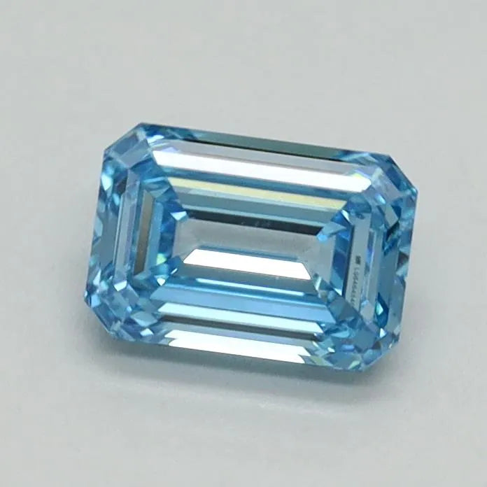 0.70ct Emerald Lab Grown Diamond (Colour Fancy Vivid Blue, Clarity VVS2, IGI Certified)