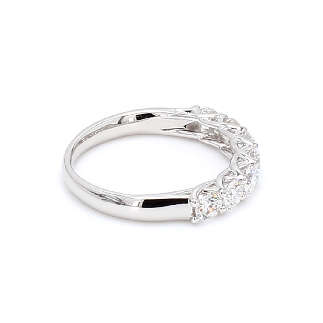 1.05卡半圈透光設計培育鑽石排戒（86099）