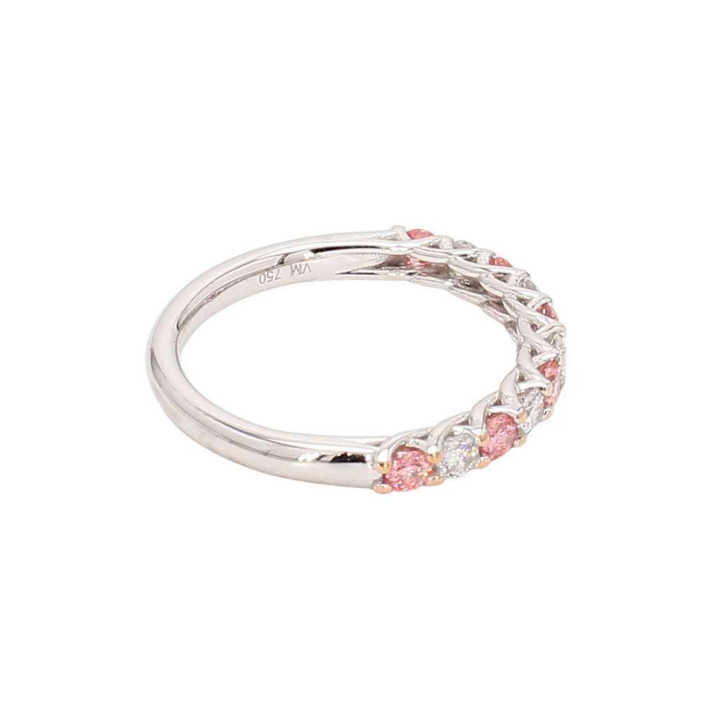 0.59卡半圈透光設計粉鑽排戒（86639）