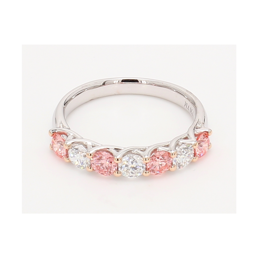 1.08卡半圈透光設計粉鑽排戒（86640）