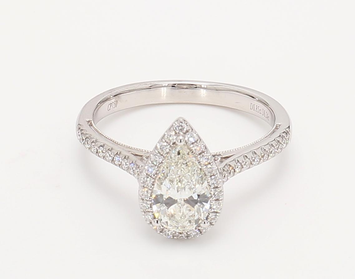 18K白金梨形鑽石戒指