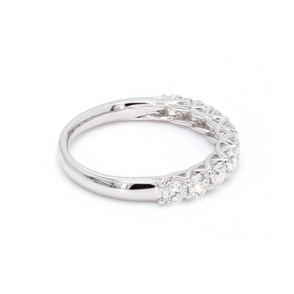 0.91卡半圈透光設計排鑽戒指（86117）