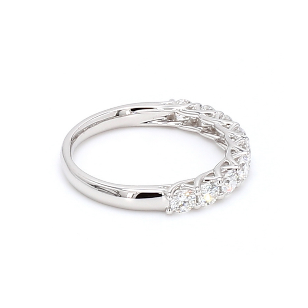 0.91卡半圈透光設計排鑽戒指（86117）