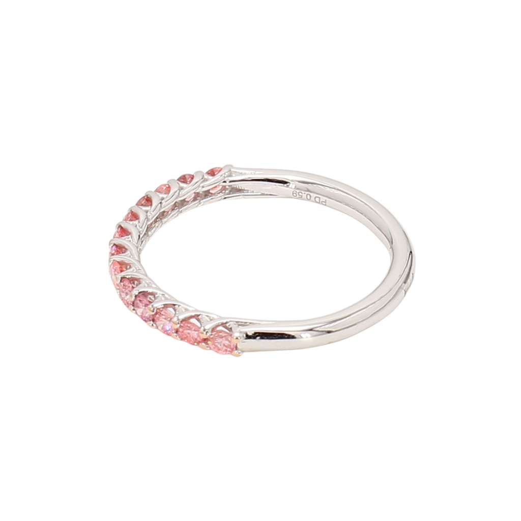 0.59卡半圈透光設計粉鑽排戒（86637）