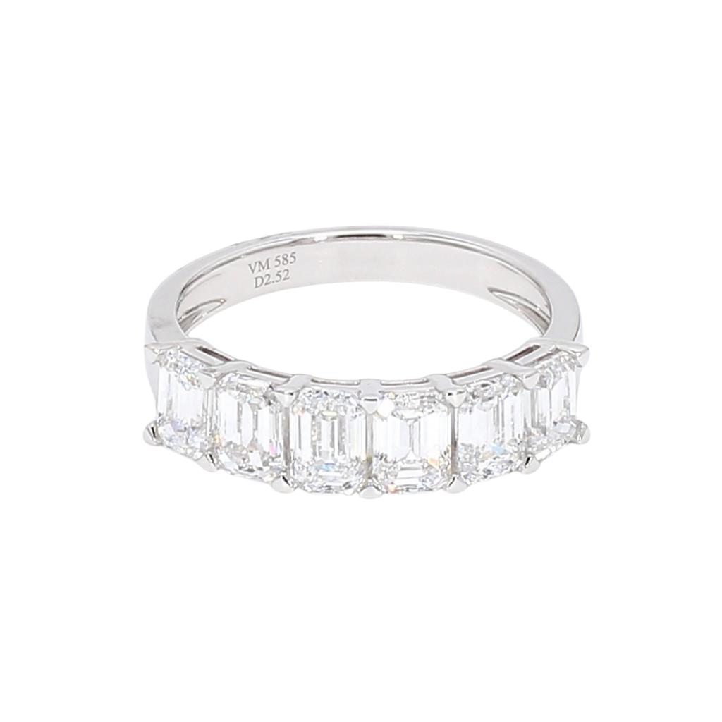 2.52卡半圈祖母綠形排鑽戒指（85793）