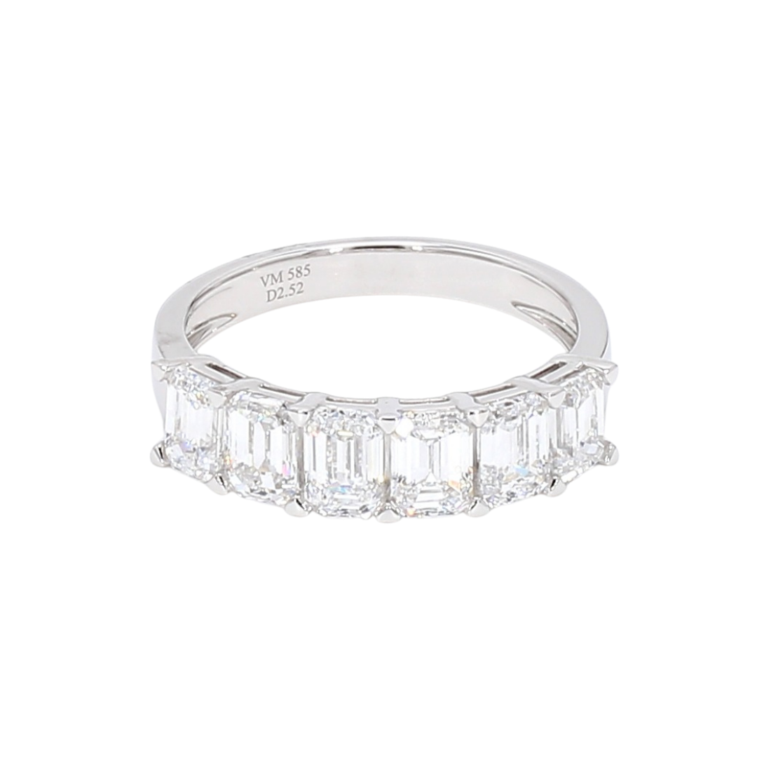 2.52卡半圈祖母綠形排鑽戒指（85793）