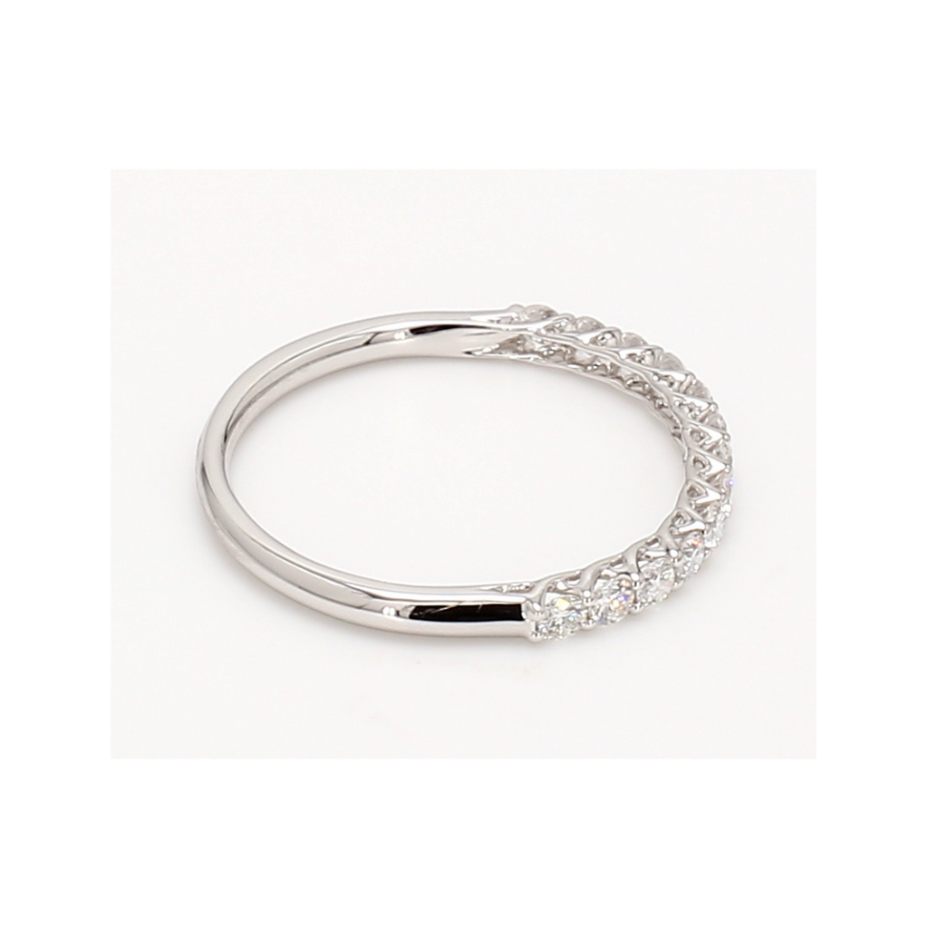 0.39卡半圈透光設計培育鑽石排戒（86096）