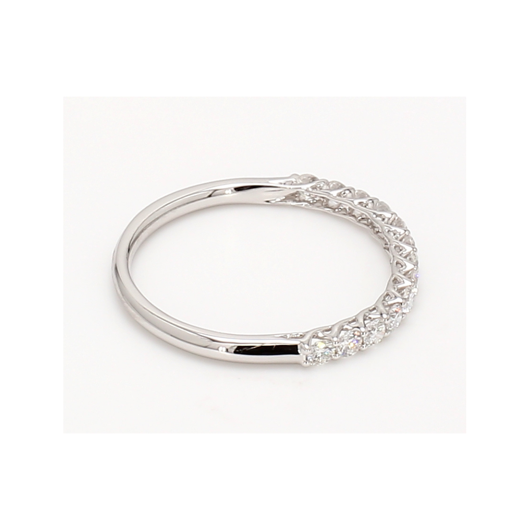 0.39卡半圈透光設計培育鑽石排戒（86096）