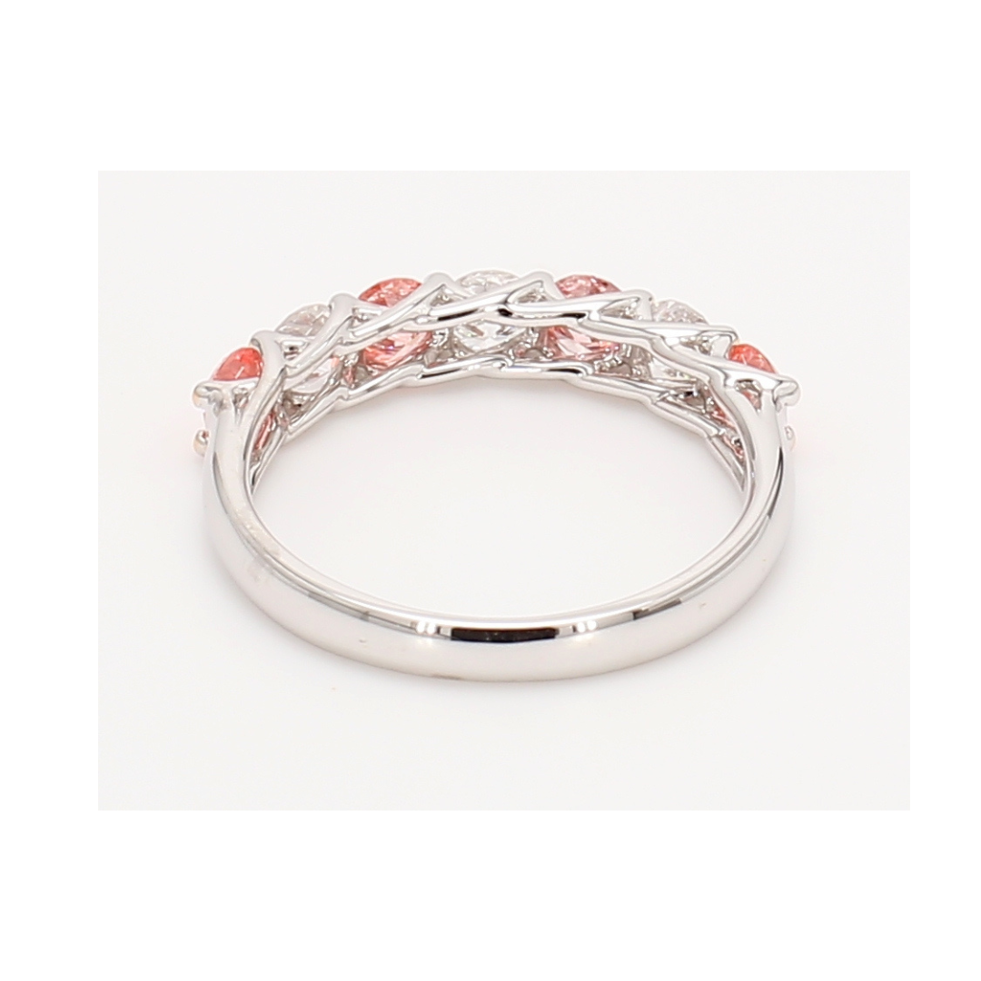 1.08卡半圈透光設計粉鑽排戒（86640）