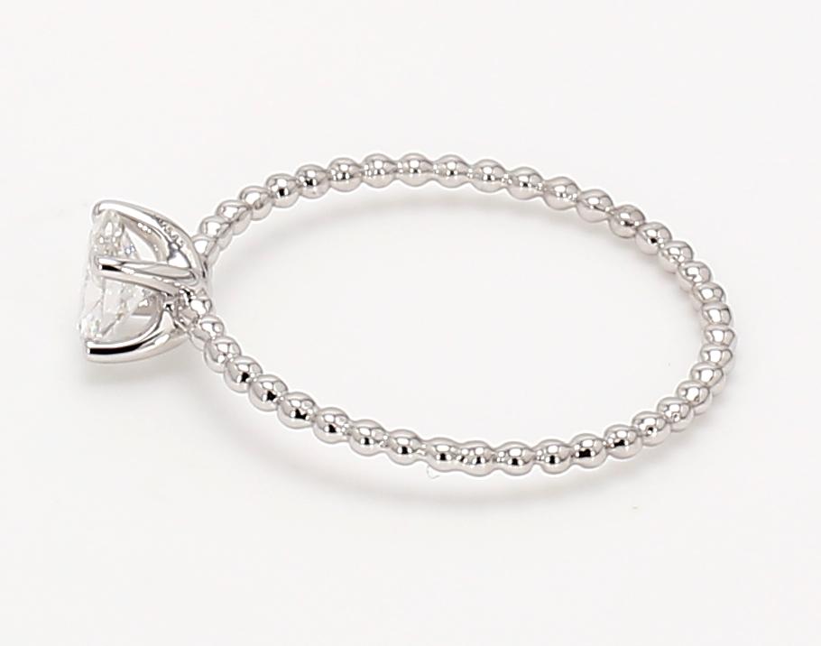 14K白金橢圓形鑽石戒指