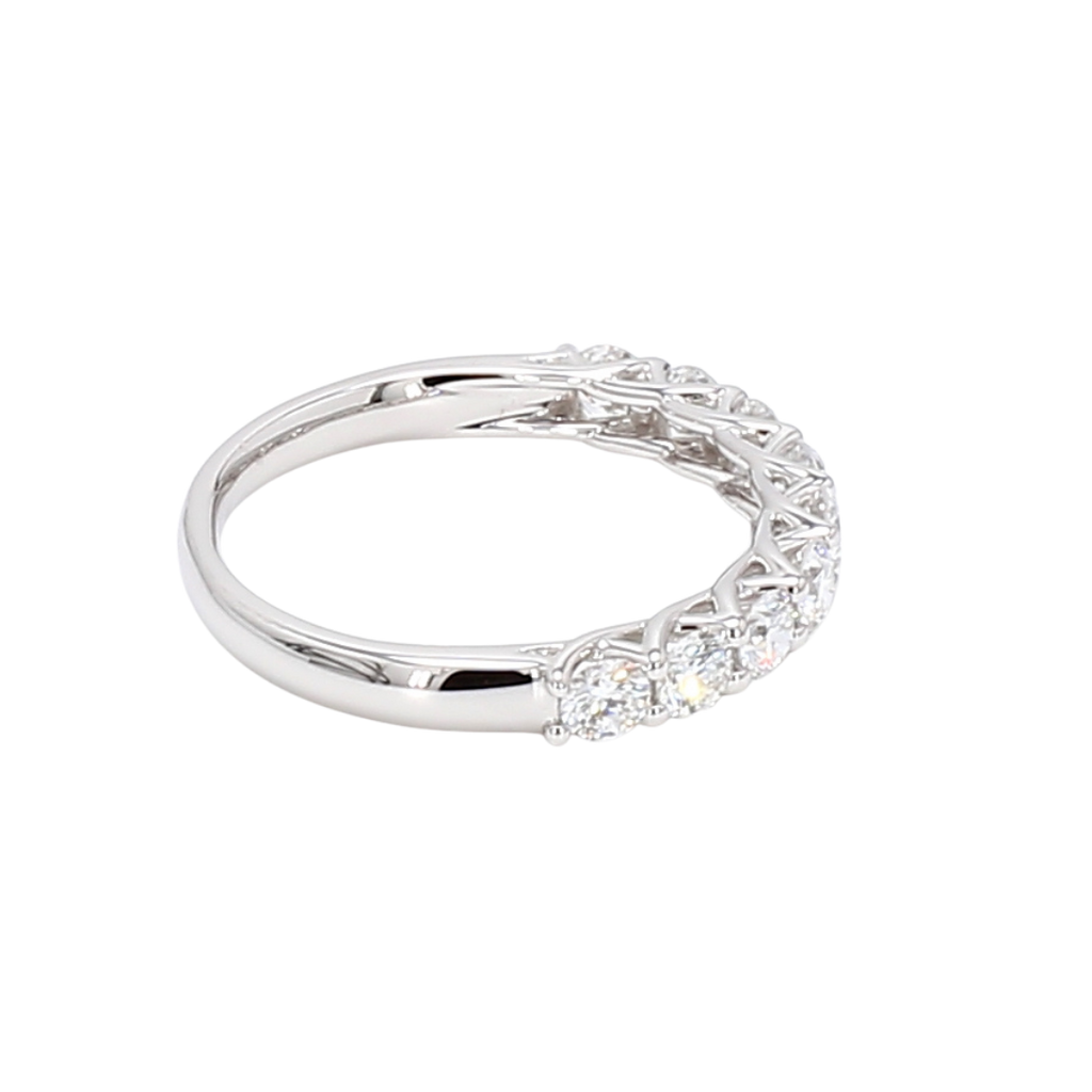 18K白金半圈透光設計排鑽戒指