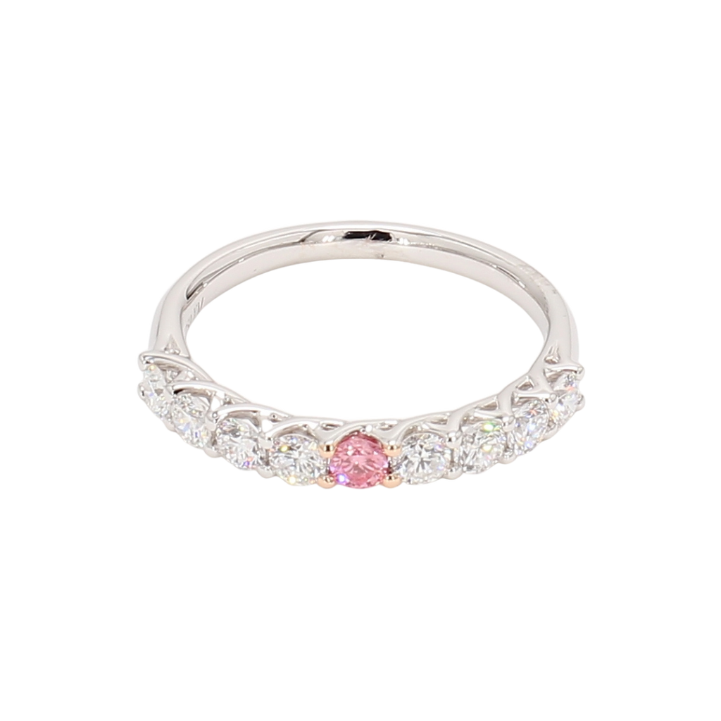 0.66卡半圈透光設計培育粉鑽排戒（86644）