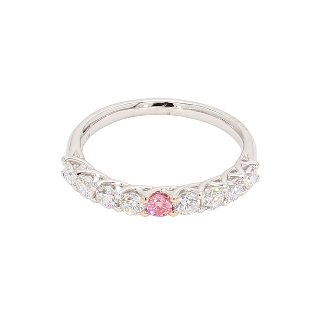 0.66卡半圈透光設計培育粉鑽排戒（86644）