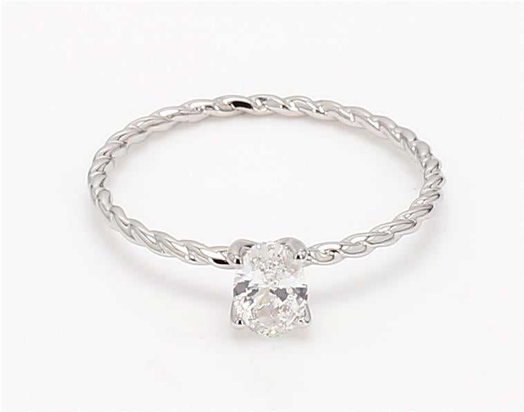 14K白金橢圓形鑽石戒指