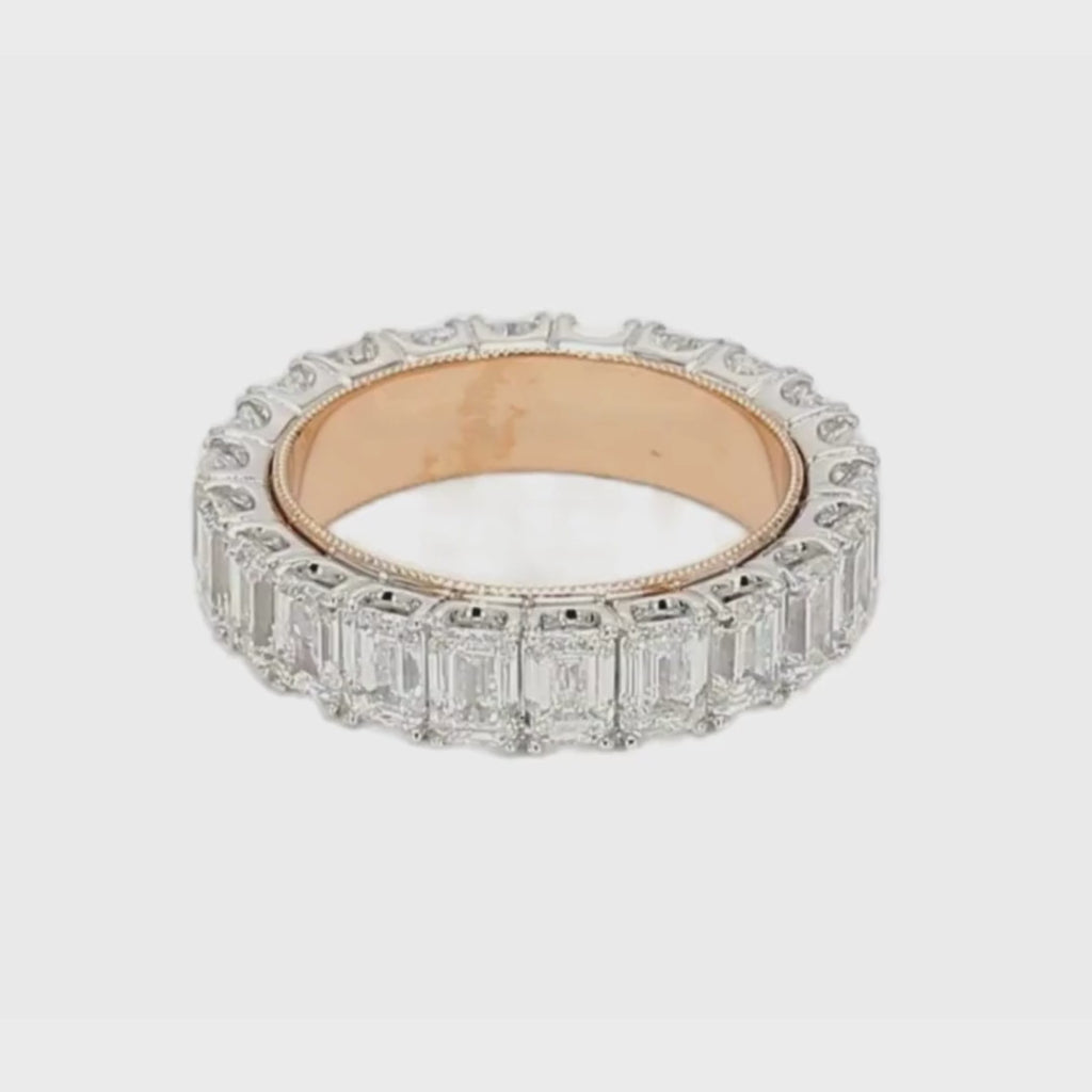 6.07卡雙色金珠邊祖母綠形排鑽戒指（86051）