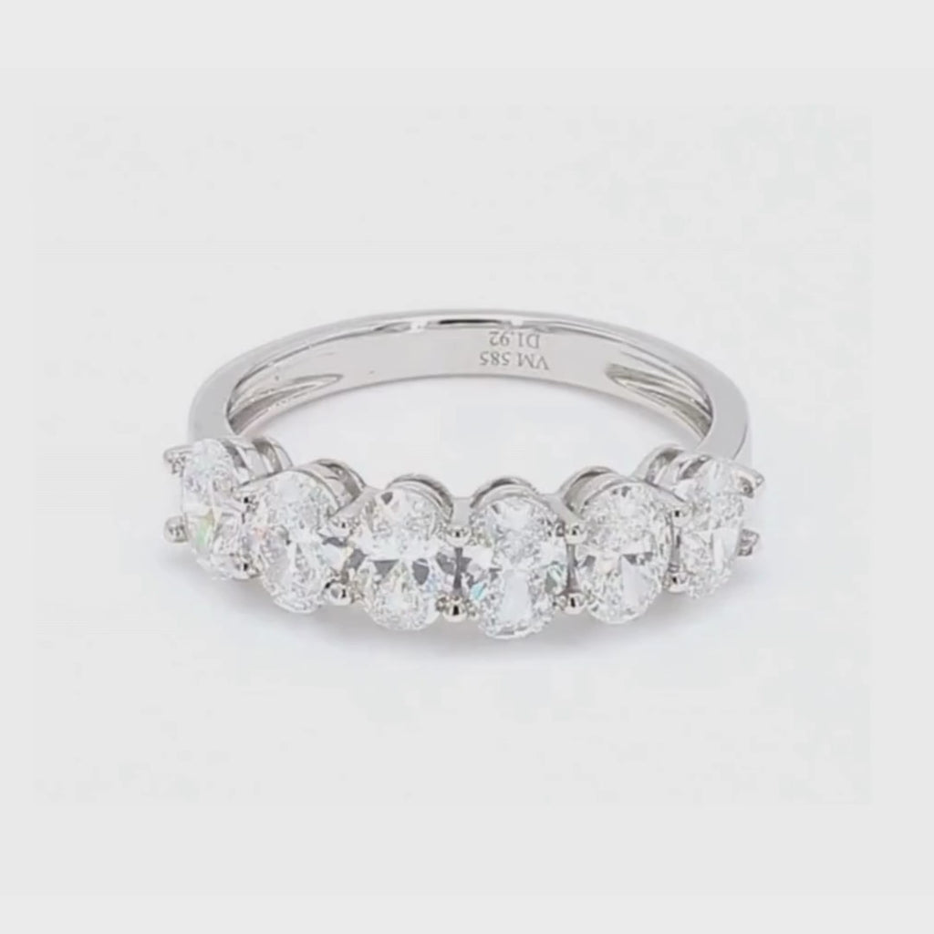 1.92卡半圈透光設計橢圓形排鑽戒指（85792）