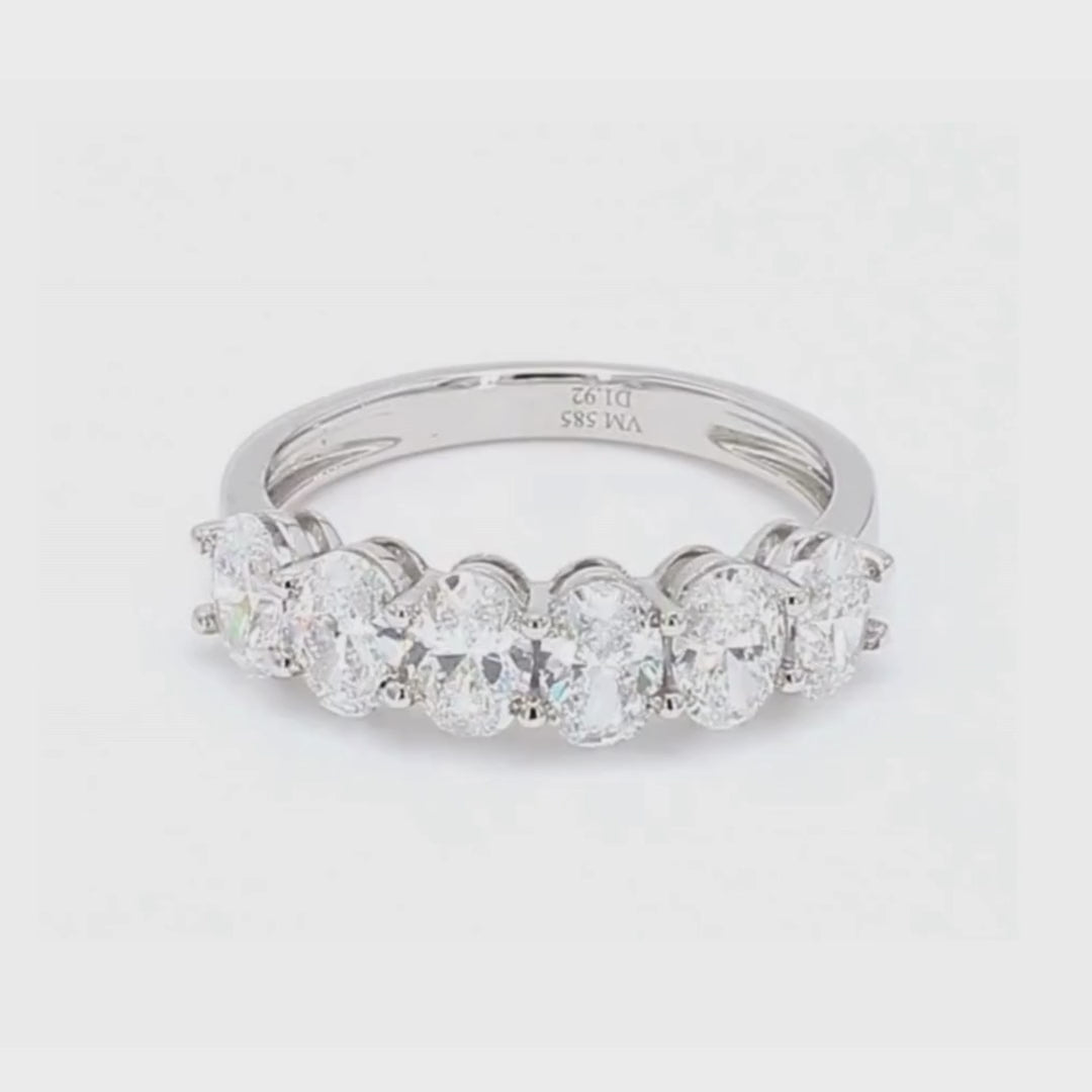 1.92卡半圈透光設計橢圓形排鑽戒指（85792）