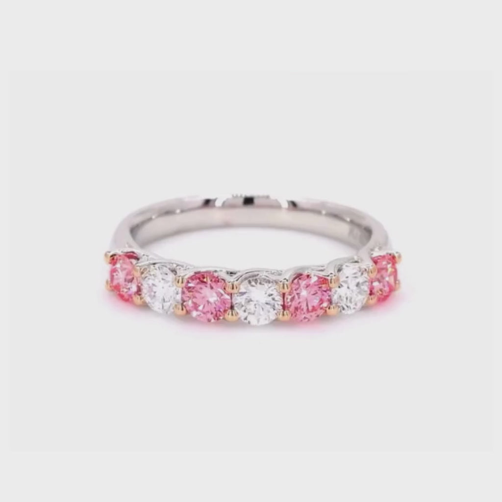 1.08卡半圈透光設計粉鑽排戒（86640）